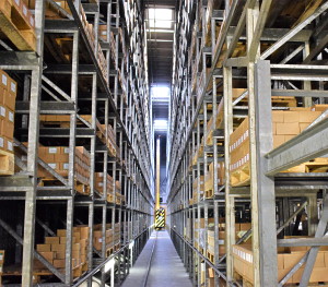 High-rack warehouse